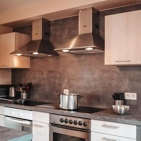 Le Heron 28pers, Malmedy- Cinema, Balneo, Sauna, Jardin * Malmedy