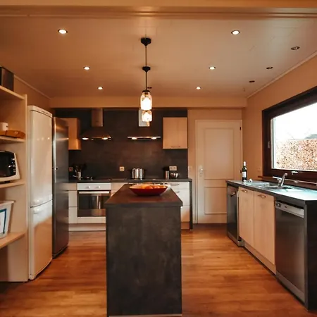 Le Heron 28pers, Malmedy- Cinema, Balneo, Sauna, Jardin