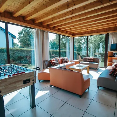 木屋 Le Heron 28pers, Malmedy- Cinema, Balneo, Sauna, Jardin 马尔梅迪