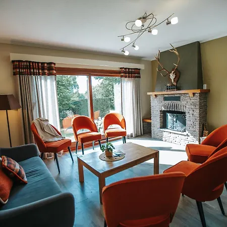 Le Heron 28pers, Malmedy- Cinema, Balneo, Sauna, Jardin 木屋 马尔梅迪