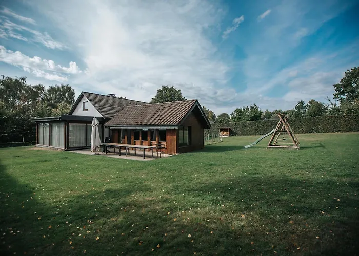 Le Heron 28pers, Malmedy- Cinema, Balneo, Sauna, Jardin 马尔梅迪