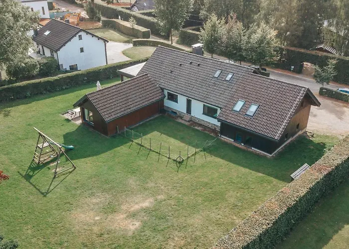 木屋 Le Heron 28pers, Malmedy- Cinema, Balneo, Sauna, Jardin 马尔梅迪